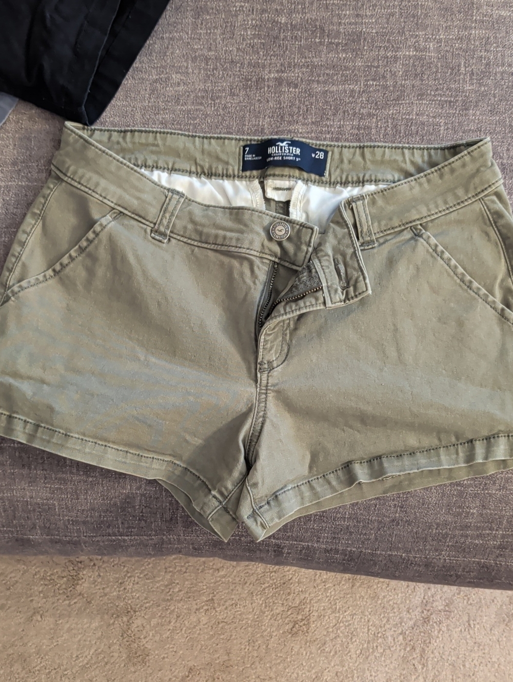 Hollister Olive Green Low-Rise Cotton Shorts